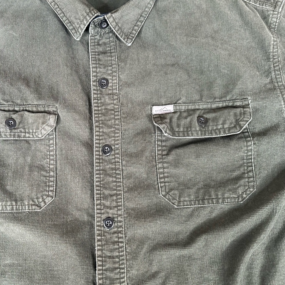Eddie Bauer Shirt  Mens Size XXL Green Corduroy Long Sleeve Pockets - Picture 10 of 11
